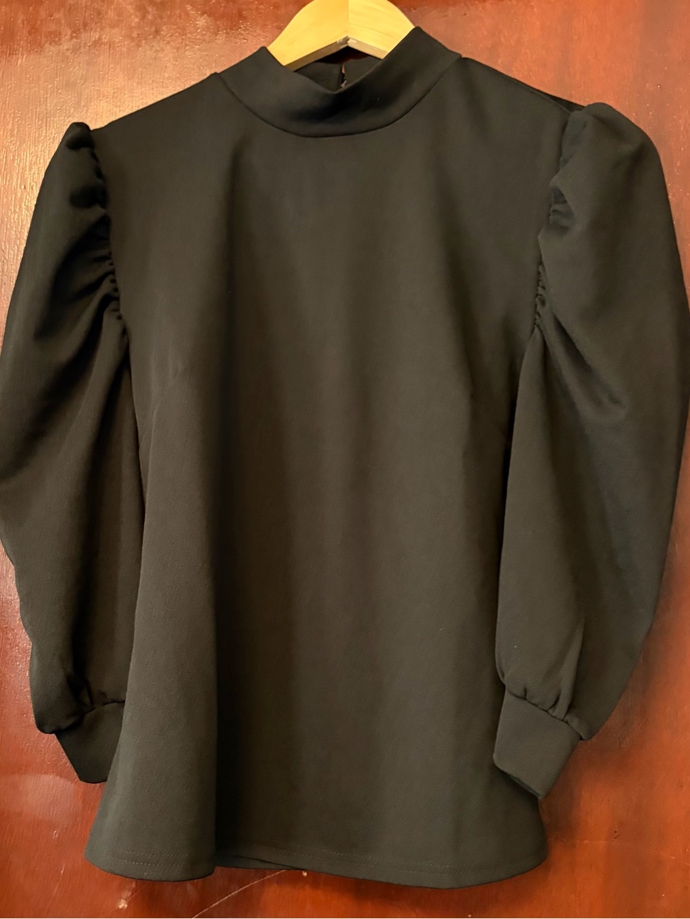 Women’s Ann Taylor Black Puff Sleeve Mock Neck Top
